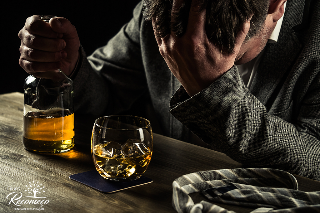 O alcoolismo e uma doenca